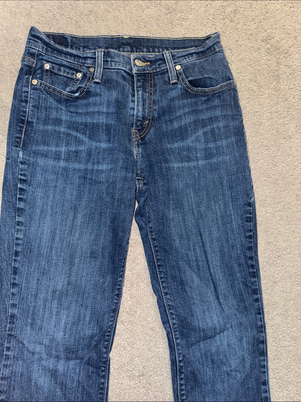 Levi’s Classic Women’s Straight-Leg Jeans - Dark Blue Size 6L 28w